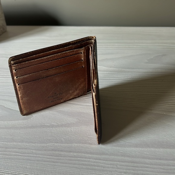 Authentic Louis Vuitton Billfold Wallet - Picture 6 of 17